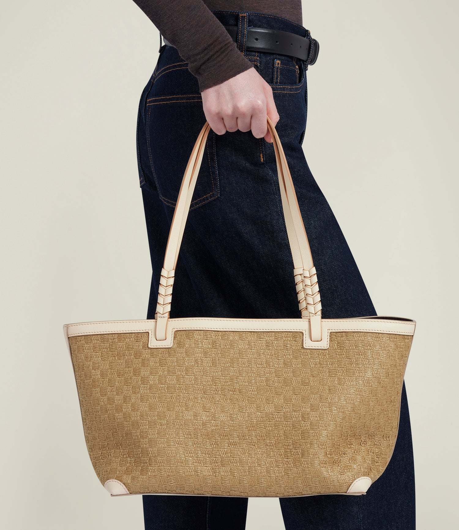 Cala 32 Woven Sahara With Smooth Calfskin White Sand - Image 6