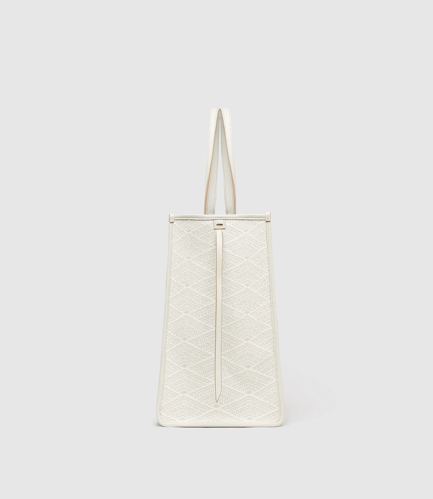 Chameleon 41 Oversized Diamond Jacquard Grey with Bianco - Image 5