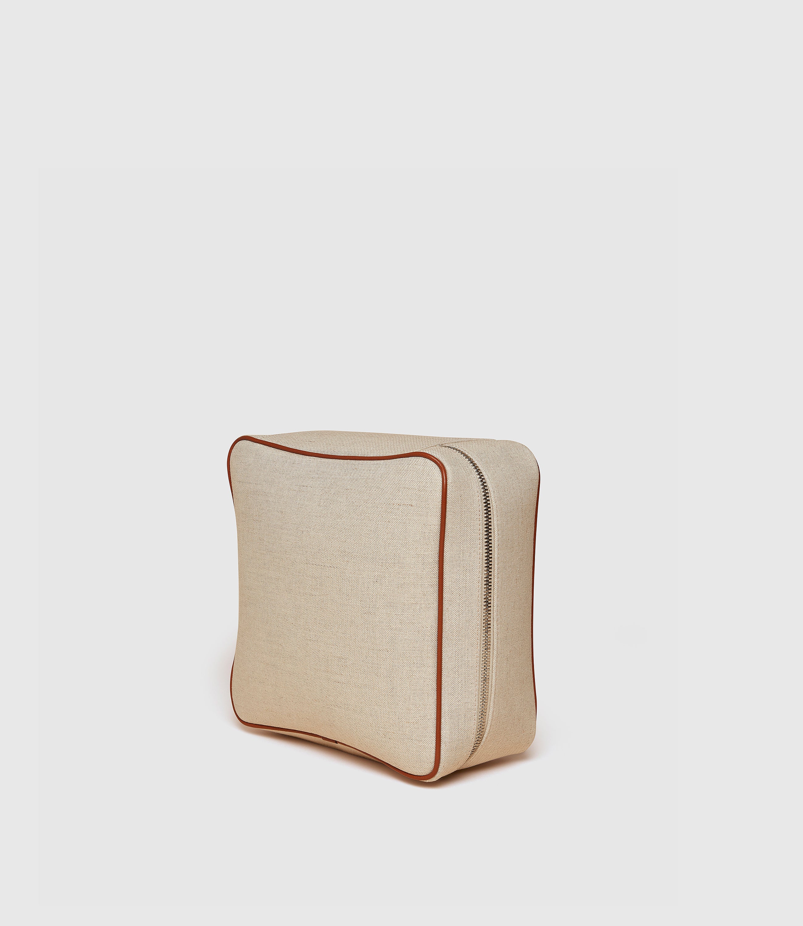 Medium Travel Organiser Natural Linen with Cognac - Image 2