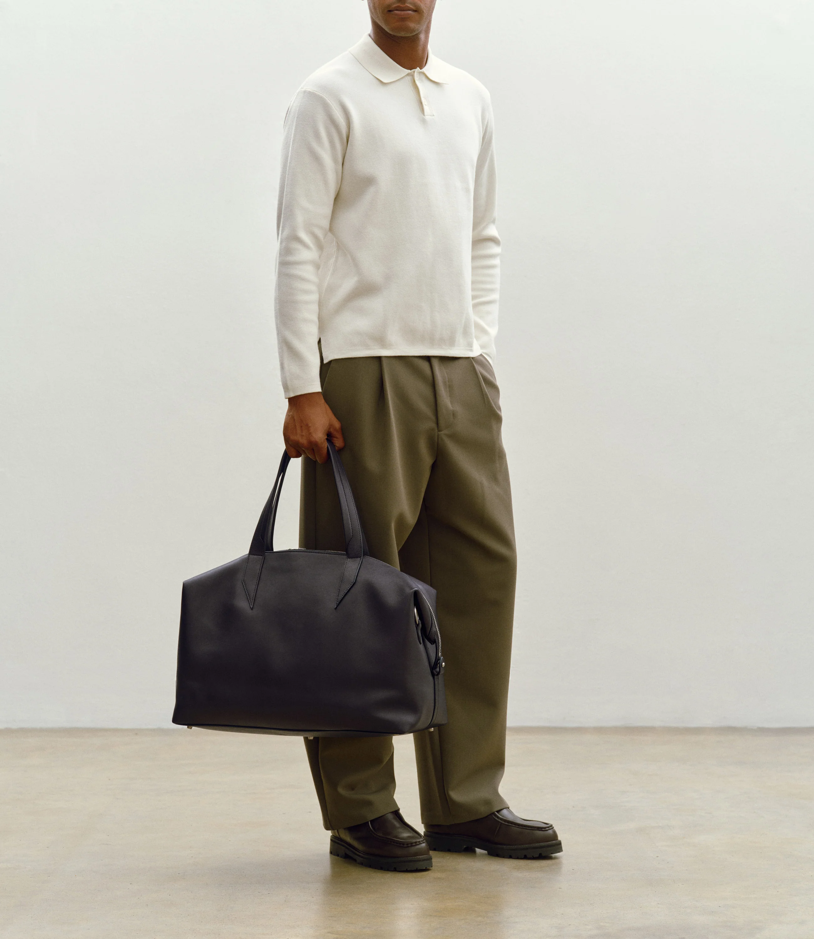 Nomad Weekend Supple Calfskin Black - Image 4