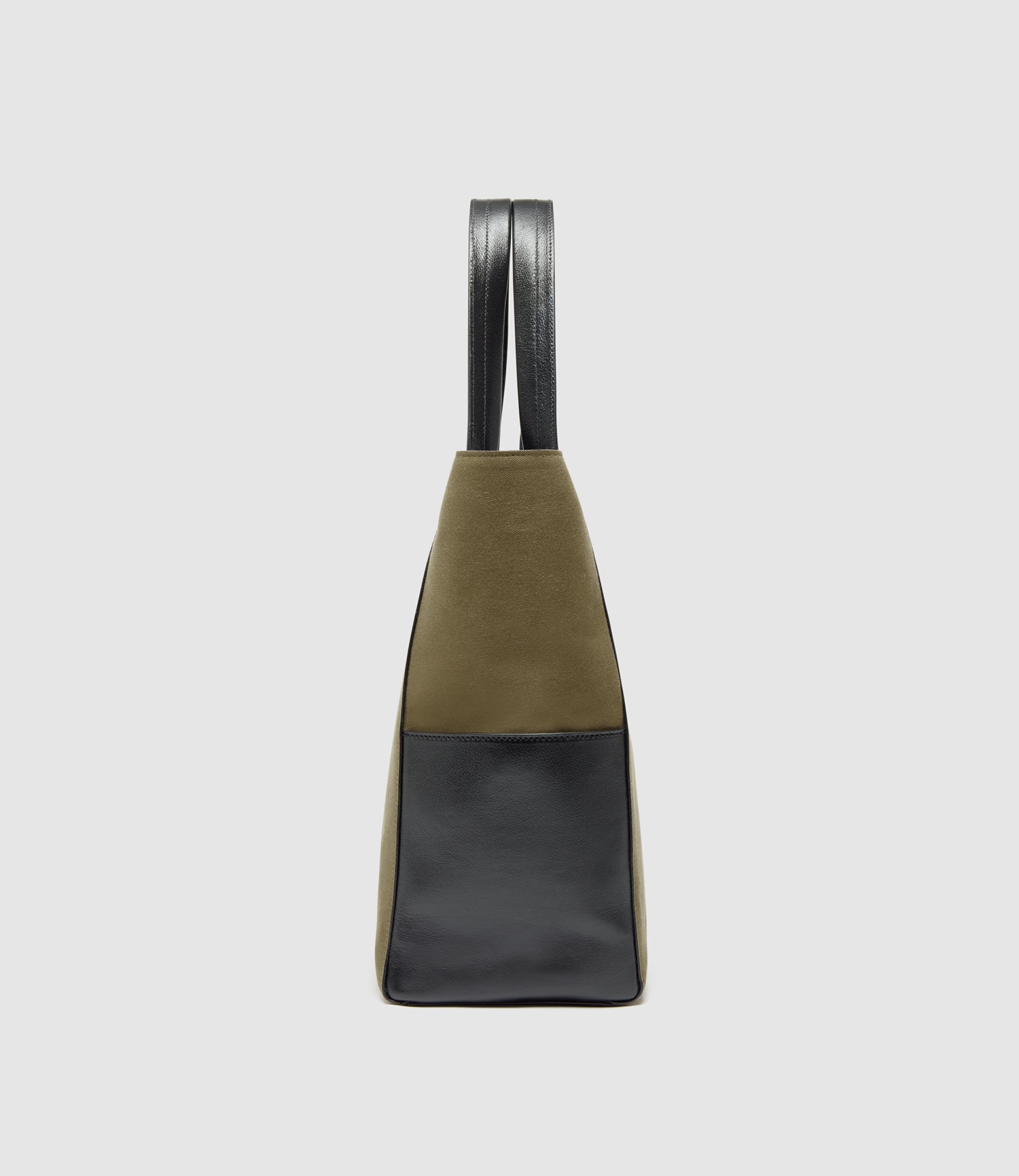 Passerby North-South Military Twill with Elvis Black - Image 4