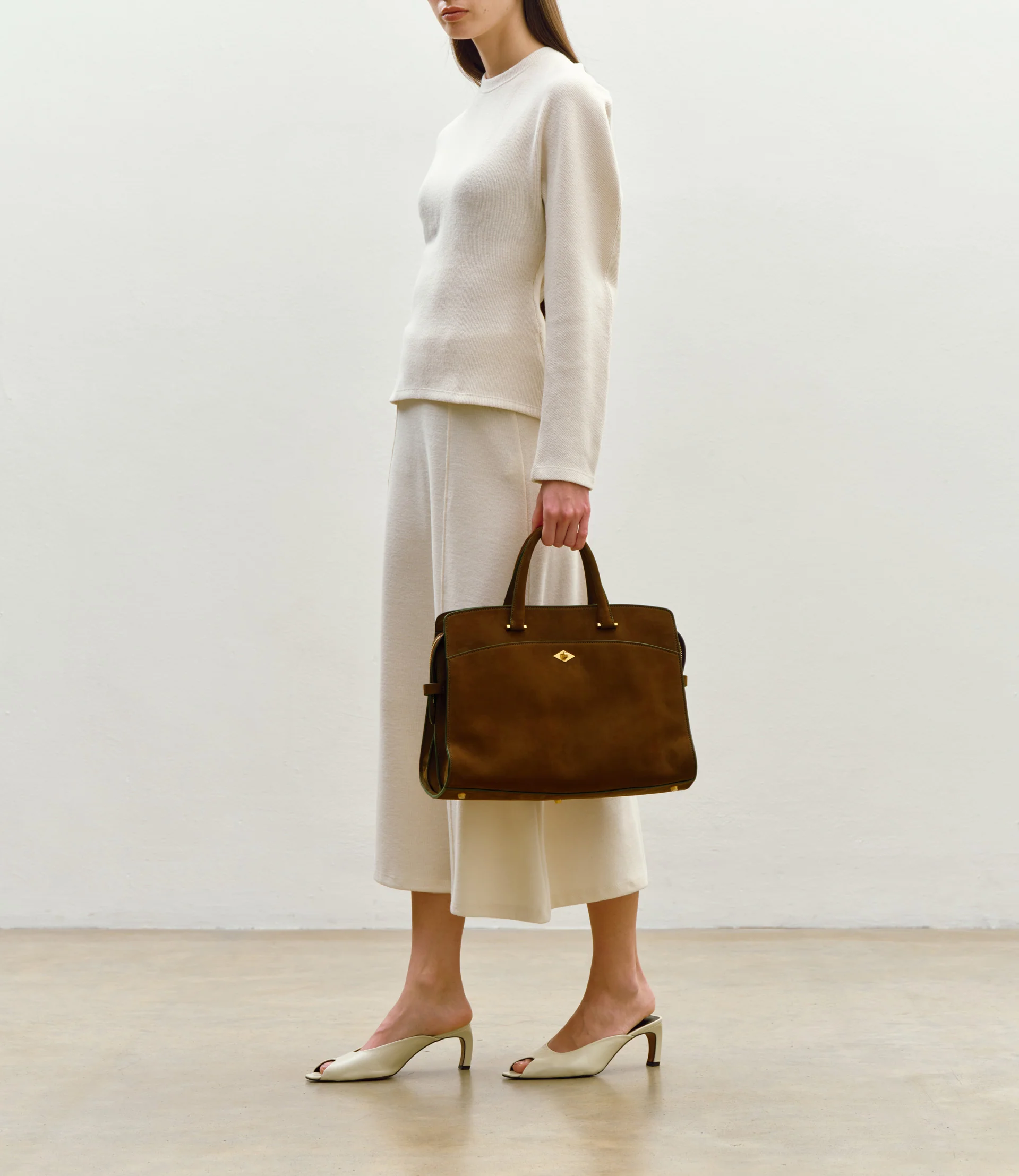 Private Eye Nubuck Chestnut - Image 6