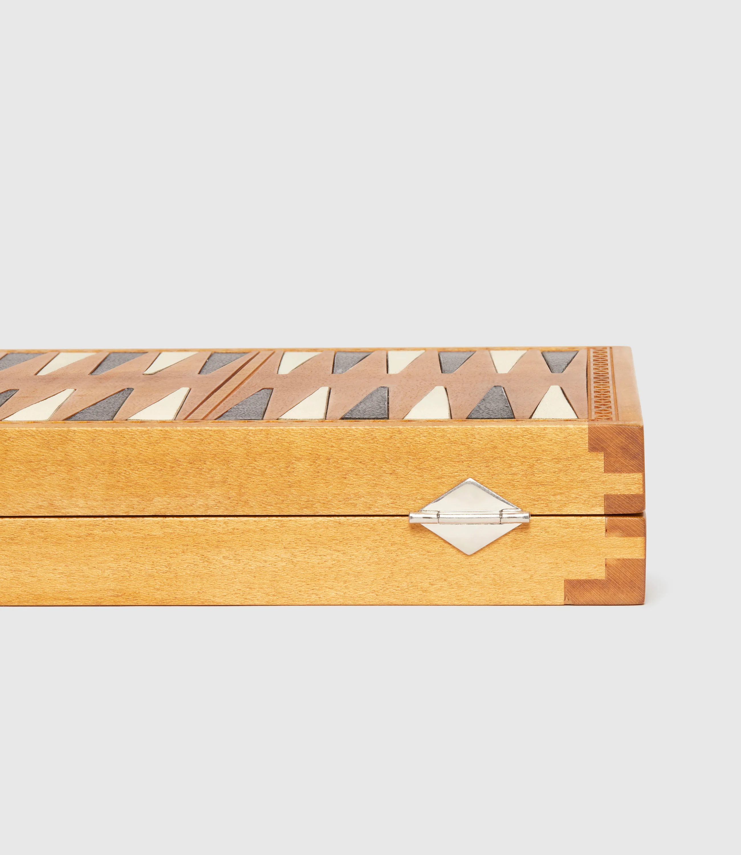 Travel Chess and Backgammon Set in Buffalo and Smooth Calfskin Leather, Olive and Ebony Wood - Image 13