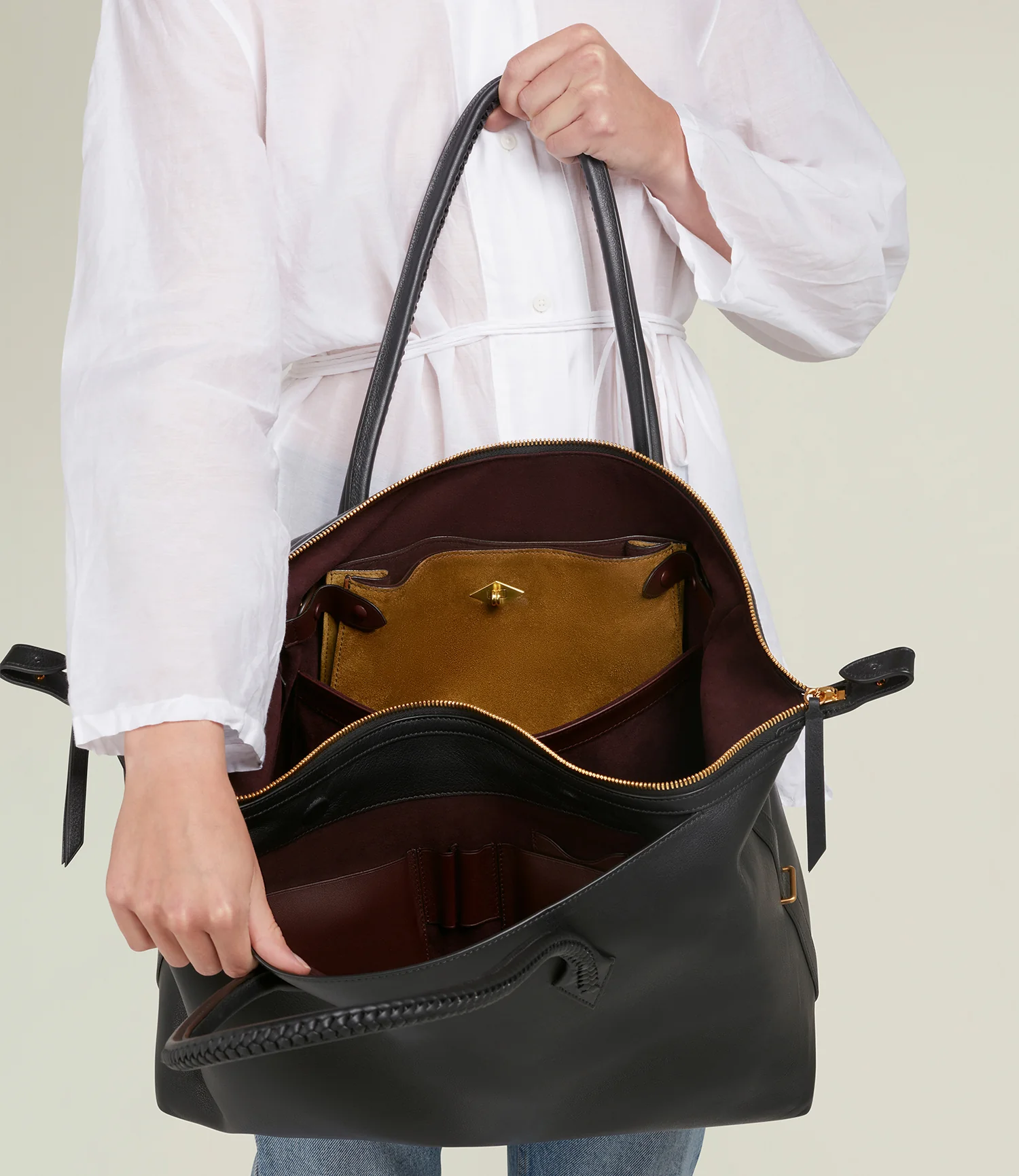 Vérité All Day Bag Smooth Calfskin Black - Image 6