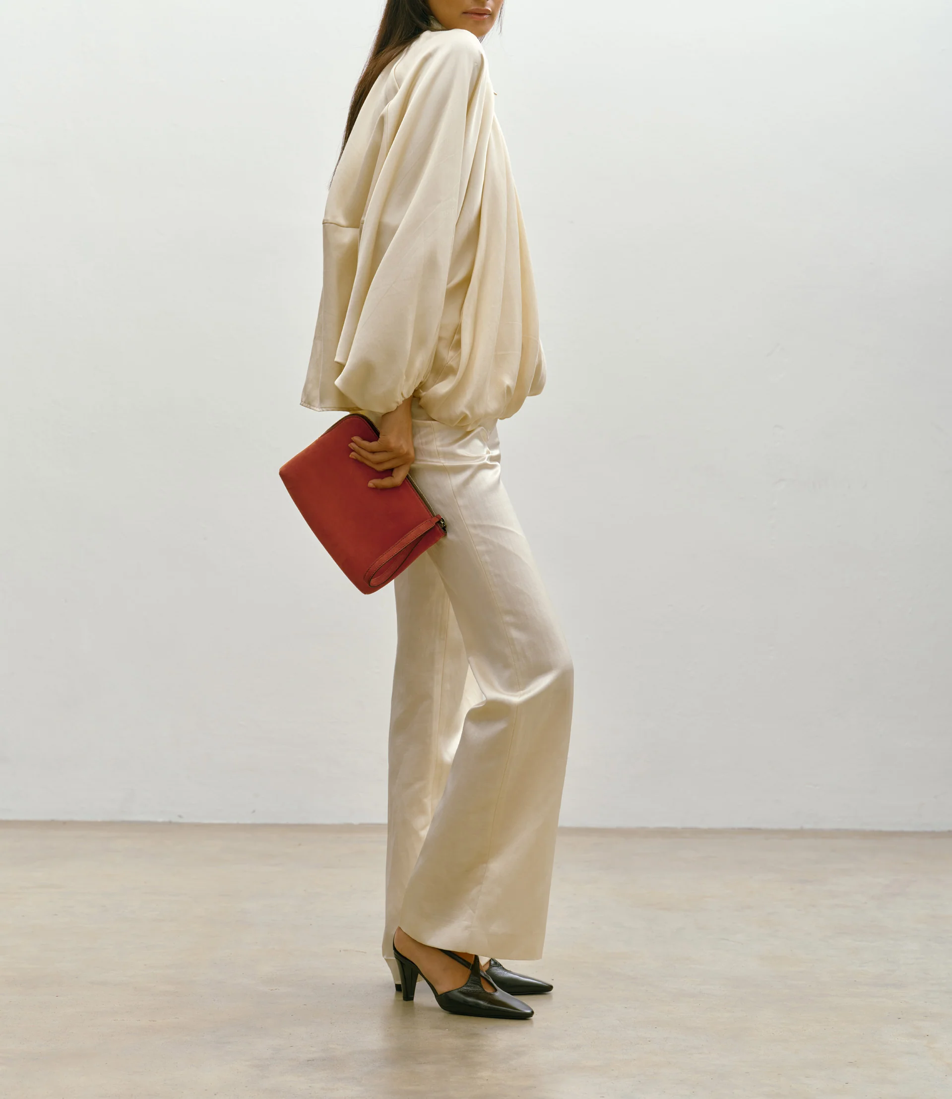 Wristlet Clutch Nubuck Rust - Image 2